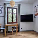 게스트하우스 Bywaj Zdroj