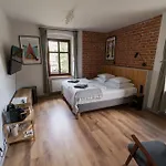 Bywaj Zdroj 게스트하우스 3*