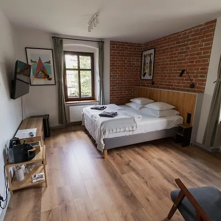 Bywaj Zdroj Gasthof 3*